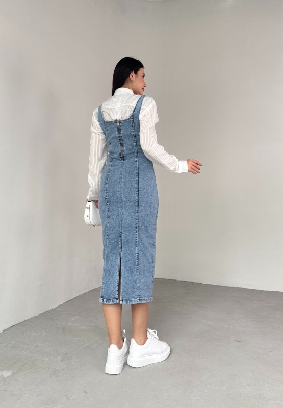 ELB-01742 Mavi Taşlamalı Havuz Yaka Denim Kumaş Arka Yırtmaç DetaylıTaşlamalı ve likralıd Likralı Midiboy Elbise