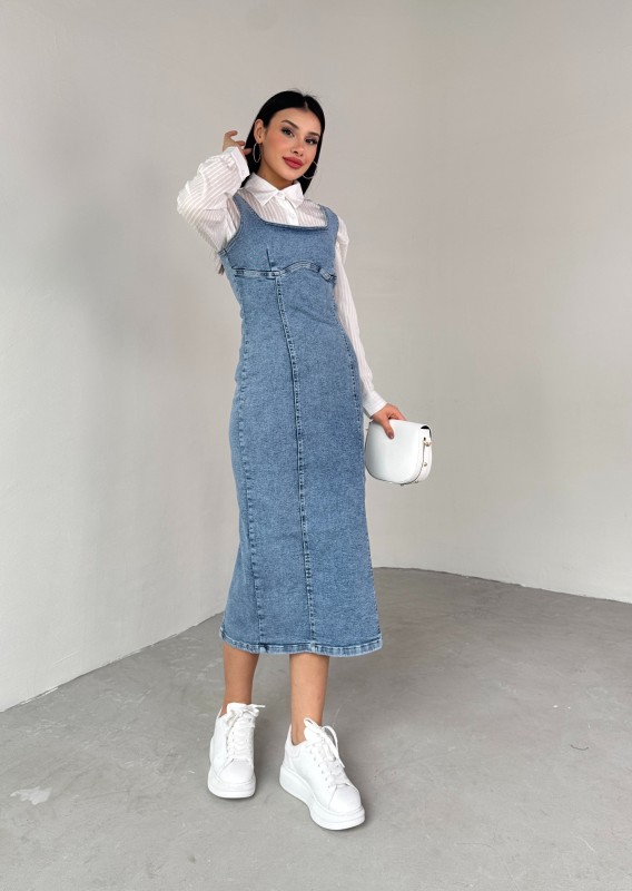 ELB-01742 Mavi Taşlamalı Havuz Yaka Denim Kumaş Arka Yırtmaç DetaylıTaşlamalı ve likralıd Likralı Midiboy Elbise