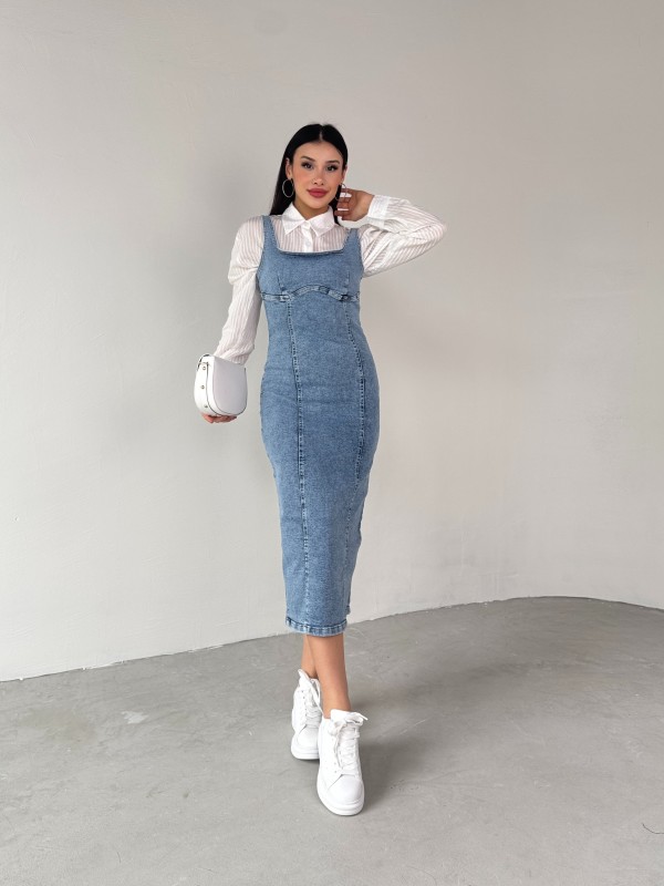 ELB-01742 Mavi Taşlamalı Havuz Yaka Denim Kumaş Arka Yırtmaç DetaylıTaşlamalı ve likralıd Likralı Midiboy Elbise