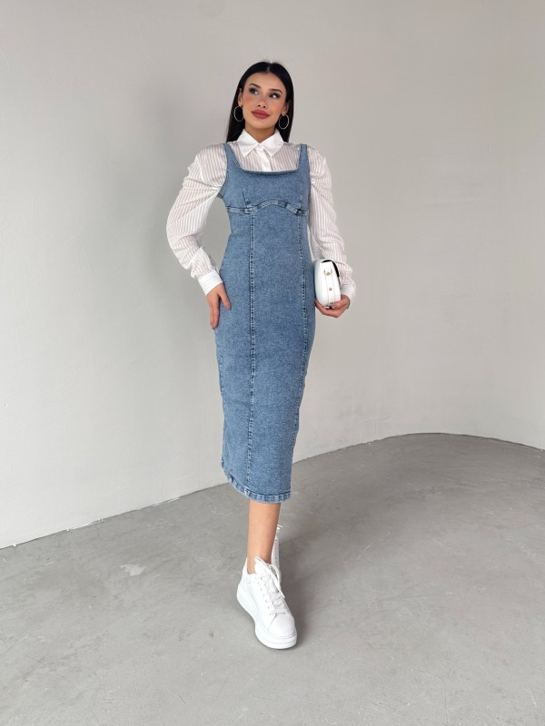 ELB-01742 Mavi Taşlamalı Havuz Yaka Denim Kumaş Arka Yırtmaç DetaylıTaşlamalı ve likralıd Likralı Midiboy Elbise