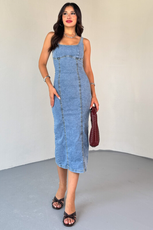 ELB-01742 Mavi Taşlamalı Havuz Yaka Denim Kumaş Arka Yırtmaç Detaylı Taşlamalı ve Likralı Midiboy Elbise - 3