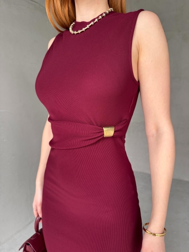 Cappmoda - ELB-01743 Bordo Gold Toka Detaylı Sıfır Kol Uzun Kalem Elbise (1)
