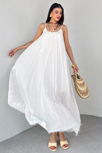 Cappmoda - ELB-3173 Beyaz Askılı Astarlı Midi Boy Elbise (1)