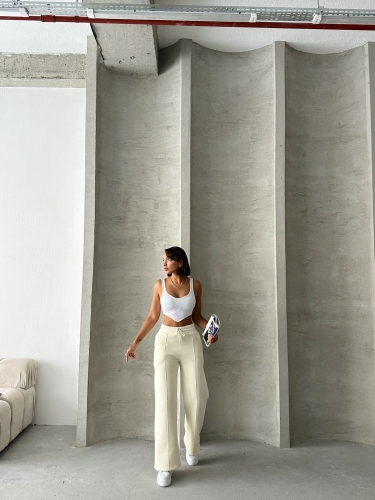 Cappmoda - EŞF-09087 Beyaz Çimalı Bel Lastikli Üç İplik Şardonlu Palazzo Eşofman (1)