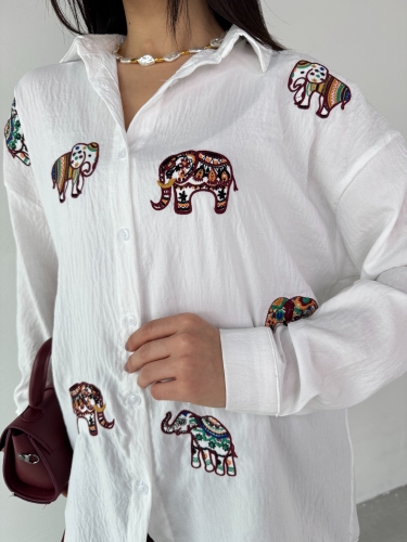 Cappmoda - GML-10255 Beyaz Fil Nakış İşlemeli Pamuk Kumaş Gömlek (1)