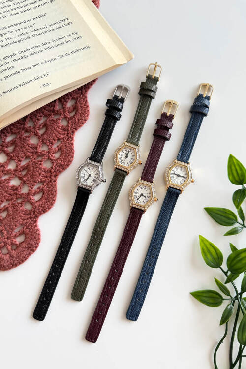 Golden Siyah Taşlı Kadran Deri Dokulu Kordon Kadın Kol Saati (1)