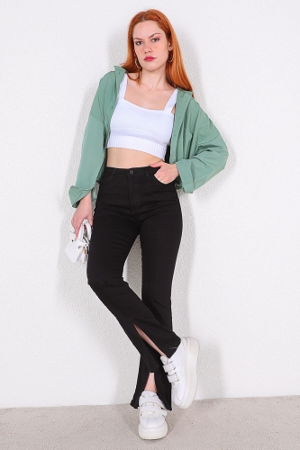Cappmoda - JEAN-08113 Siyah Yırtmaç Paça Detaylı İspanyol Yüksek Bel Jean (1)