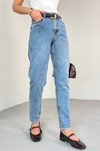 JEAN-08124 Buz Mavisi Taşlamalı Süper Kalıp Momfit Jean - Cappmoda