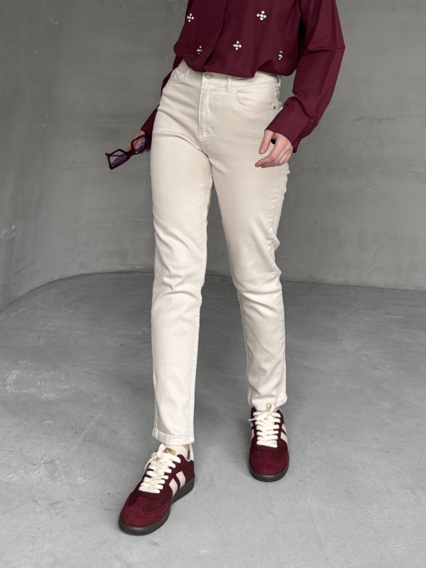 JEAN-08124 Krem Rengi Taşlamalı Süper Kalıp Momfit Jean