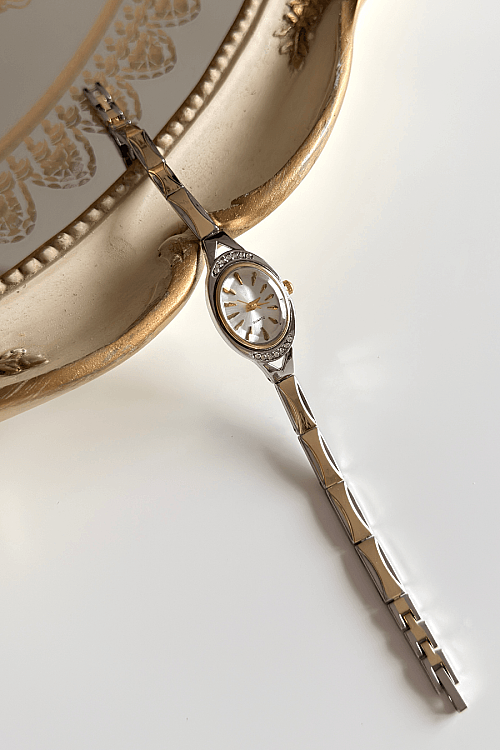 Jenna Beyaz Kadran Silver-Gold Taşlı Metal Kordon Kadın Kol Saati 