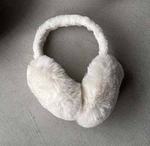 KLK-0001 Beyaz Yumuşak Kürklü Kulak Isıtıcı Peluş Kulaklık - 1