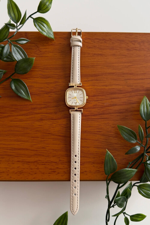 Lisa Bej Kare Kadran Deri Dokulu Kordon Kadın Kol Saati