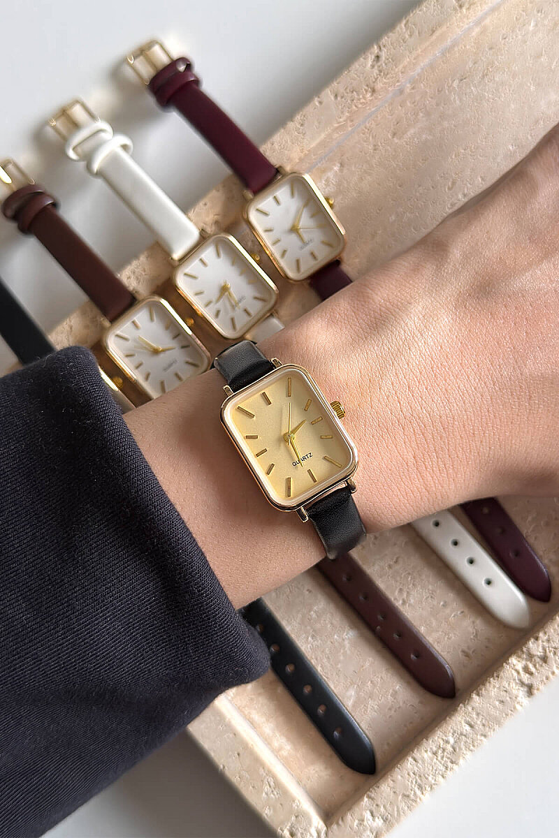 Lorvi Gold Kadran Siyah Deri Kordon Kadın Kol Saati - 1