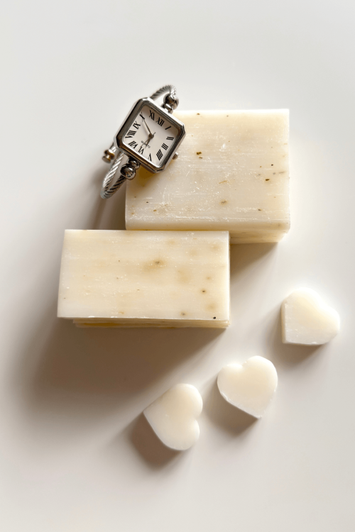 Lucy Beyaz Kadran Silver Burgu Kelepçe Kadın Kol Saati