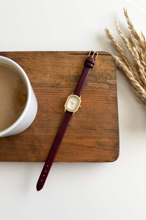 Night Bordo Deri Kordon Gold Kasa Kadın Kol Saati