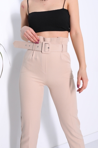 Cappmoda - PNT-07272 Taş Rengi Kare Toka Kemerli Atlas Kumaş Pantolon (1)