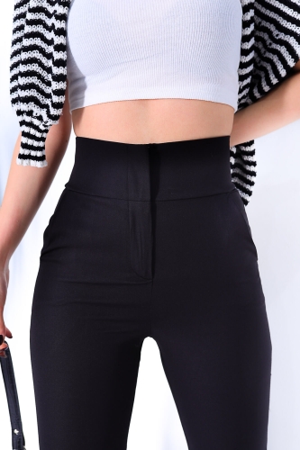 Cappmoda - PNT-07281 Siyah Atlas Kumaş İspanyol Pantolon (1)