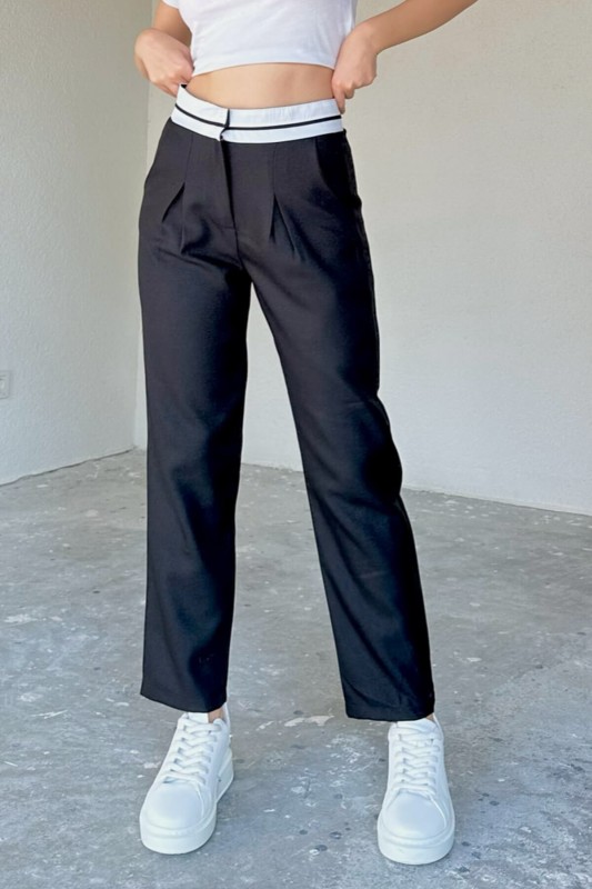PNT-07356 Siyah Şerit Detaylı Lastikli Yünefek Kumaş Havuç Pantolon
