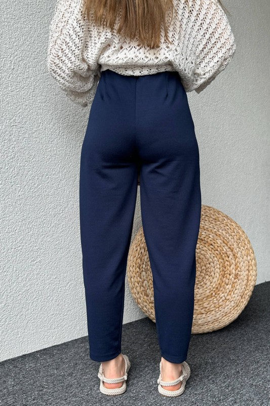 PNT-07378 Lacivert Bel Lastikli Pens Detay Krep Kumaş Havuç Pantolon