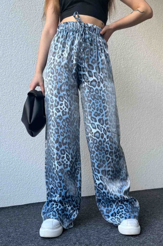 PNT-07390 Mavi Leopar Desenli Saten Kumaş Lastikli Palazzo Pantolon - 3