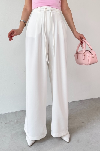 Cappmoda - PNT-07414 Beyaz İp Askı Model Tasarım Salaş Pantolon (1)