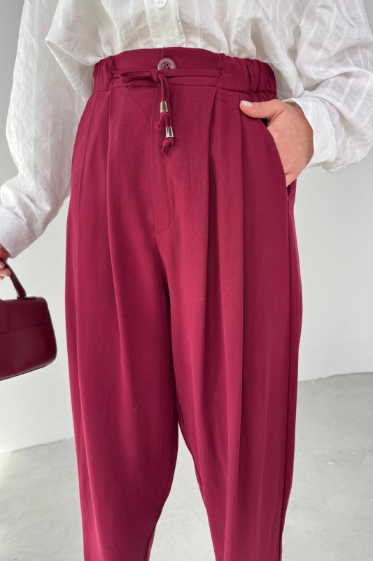 PNT-07416 Bordo Bel Bağlamalı Pensli Havuç Pantolon