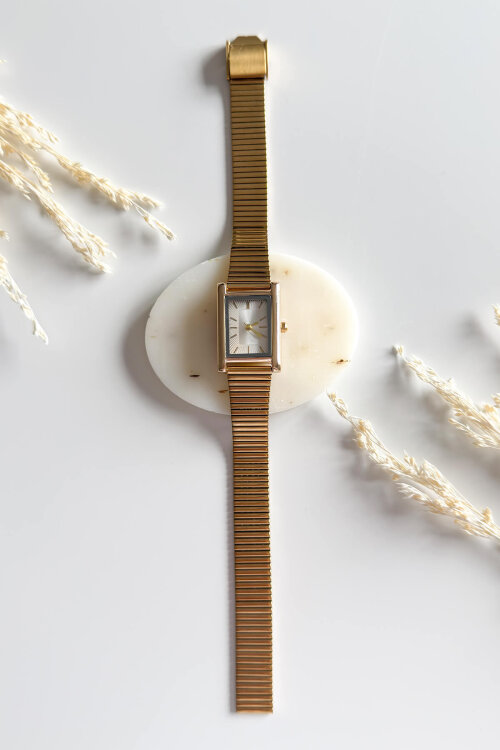 Selis Beyaz Kadran Gold Çelik Kordon Kadın Kol Saati