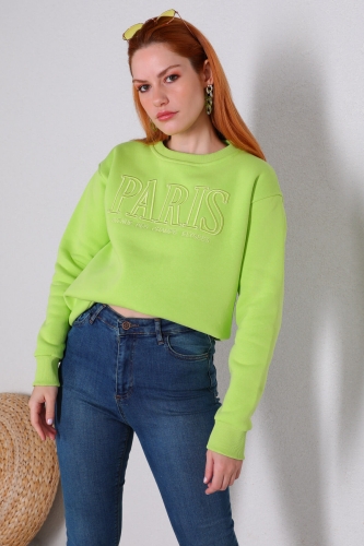 Cappmoda - SWT-014192 Fıstık Yeşili Paris Yazı Nakışlı Üç İplik Şardonlu Sweatshirt (1)