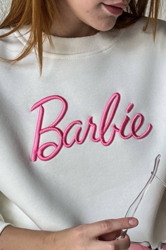 SWT-14234 Beyaz Barbie Pembe Yazı Nakışlı Üç İplik Şardonlu Salaş Sweat - Thumbnail