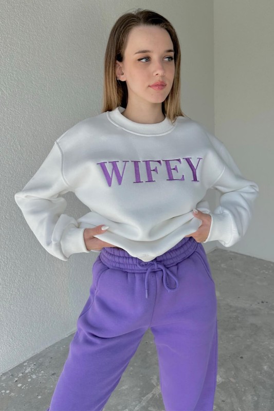 SWT-14240 Beyaz Wifey Yazı Nakışlı Şardonlu Sweatshirt