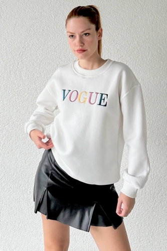 SWT-14243 Beyaz Vogue Yazı Nakışlı Üç İplik Şardonlu Sweatshirt - Thumbnail