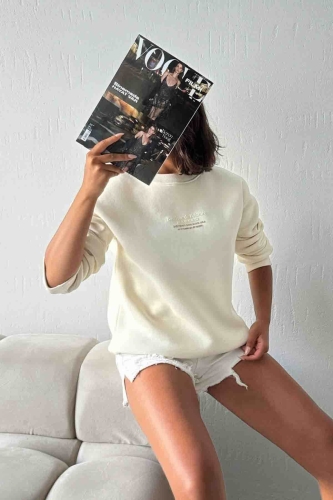 SWT-14257 Beyaz Boutique Peinture Yazı Kabartma Baskılı Üç İplik Şardonlu Sweatshirt - 4