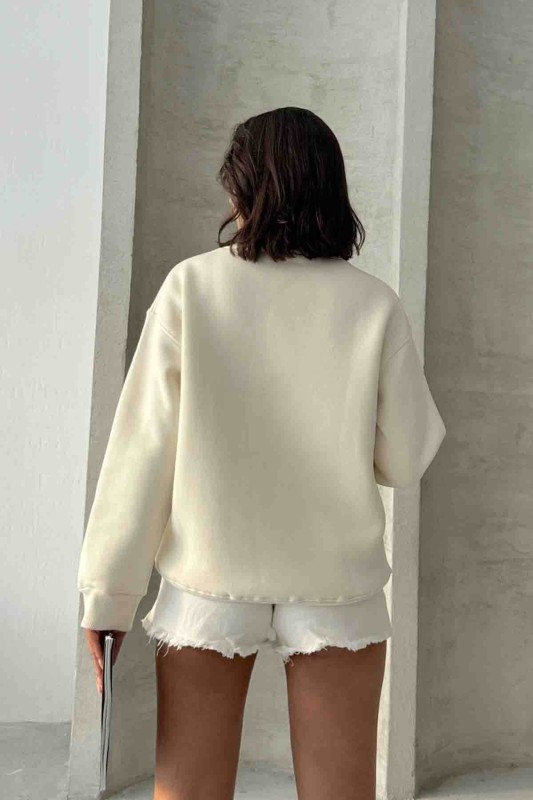 SWT-14257 Beyaz Boutique Peinture Yazı Kabartma Baskılı Üç İplik Şardonlu Sweatshirt - 6