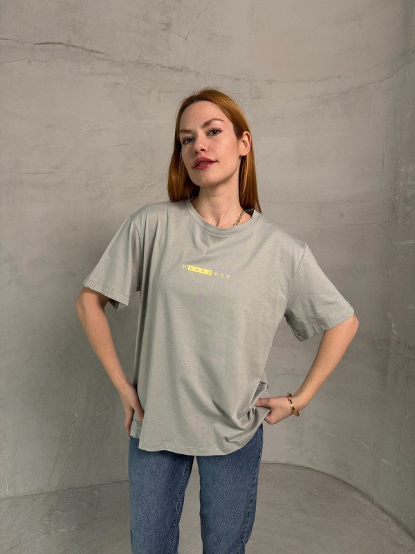 T-901 Boyama Gri Rus Yazılı Enjeksiyon Baskı Bisiklet Yaka Tshirt