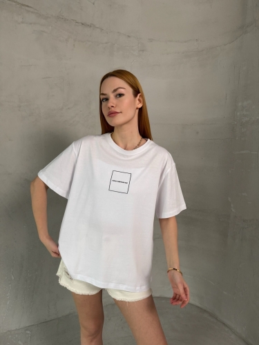 T-905 Beyaz Daily Kabartma Yazılı Bisiklet Yaka Tshirt 