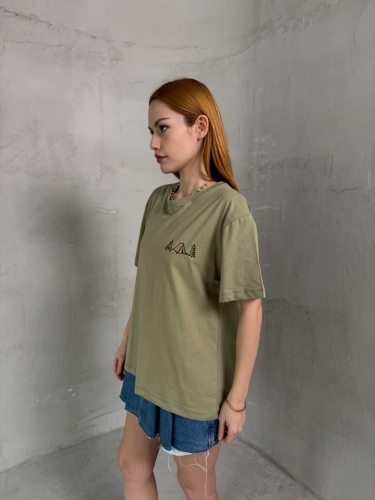 Cappmoda - T-914 Haki Kamp Nakış İşlemeli Bisiklet Yaka Tişört (1)