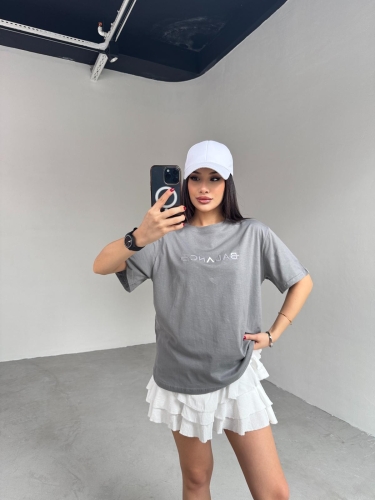 Cappmoda - T-925 Boyama Gri Balance Kabartma Baskılı Salaş Pamuklu Tişört (1)