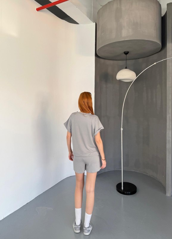 TKM-0021 Boyama Gri T Kol Model Bisiklet Yaka Tişört Bel Lastikli İp Bağlamalı Cepli Şort İkili Takım - 4