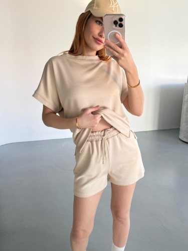 TKM-0021 Taş Rengi T Kol Model Bisiklet Yaka Tişört Bel Lastikli İp Bağlamalı Cepli Şort İkili Takım - Thumbnail