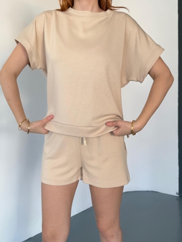 TKM-0021 Taş Rengi T Kol Model Bisiklet Yaka Tişört Bel Lastikli İp Bağlamalı Cepli Şort İkili Takım - Thumbnail
