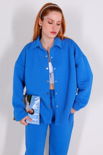 TKM-03372 Mavi Gofre Kumaş Çıtçıtlı Gömlek Pantolon İkili Takım - Thumbnail