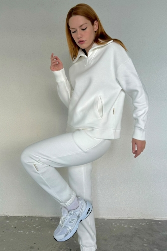 TKM-03511 Beyaz Polo V Yaka Gizli Cepli Sweatshirt Etiket Detaylı Jogger Üç İplik Şardonlu İkili Takım - Thumbnail