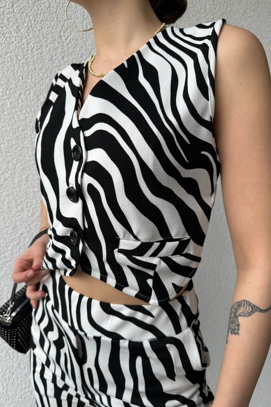 TKM-03569 Siyah Beyaz Zebra Desen Yelekli Süs Cep Salaş Pantolon İkili Takım