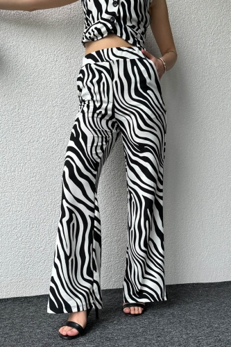 TKM-03569 Siyah Beyaz Zebra Desen Yelekli Süs Cep Salaş Pantolon İkili Takım - Thumbnail