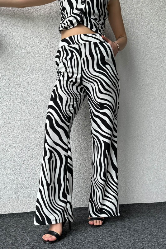 TKM-03569 Siyah Beyaz Zebra Desen Yelekli Süs Cep Salaş Pantolon İkili Takım