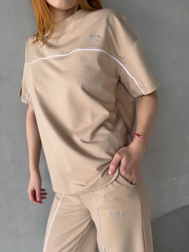 TKM-03653 Bej Rengi Muadil Kumaş Bisiklet Yaka Tshirt Bel Lastikli Palazzo Alt Biyeli İkili Takım - Thumbnail