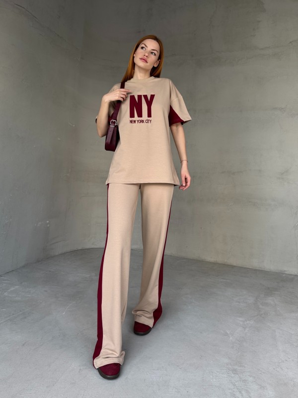 TKM-03655 Bej Rengi Bordo NY Nakışlı Bisiklet Yaka Tshirt Bel Lastikli Palazzo Alt İkili Takım