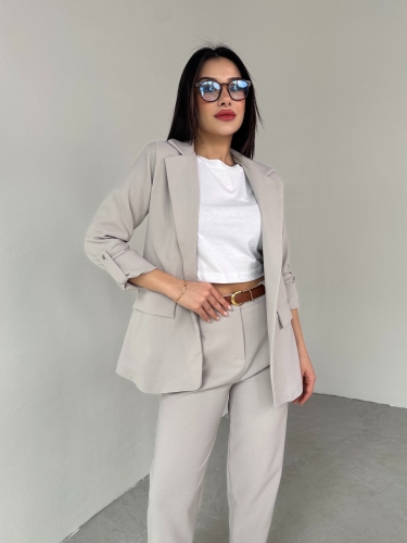 TKM-03675 Taş Rengi Vatkalı Blazer Ceket Kemerli Havuç Pantolon Atlas Kumaş İkili Takım - 2