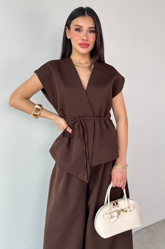 Cappmoda - TKM-03676 Kahverengi Vatkalı Yelek Palazzo Pantolon Atlas Kumaş İkili Takım (1)