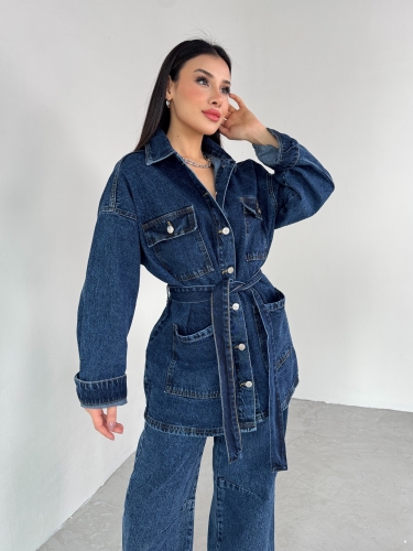 Cappmoda - TKM-03679 Koyu Mavi Çift Cepli Kemerli Ceket Salaş Pantolon Kot Kumaş İkili Takım (1)